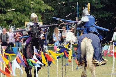 09-14-11-renaissance-fair.jpg